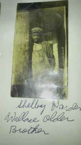 Michael Shelby Darden -sibling: 				  Ellen C. Parker-Barrett (Aug 11,1920 - Dec 12, 1988				  - research is continuous for this family member and his descendants. 			Please make all inquries on the eMail Link on the HOME PAGE.